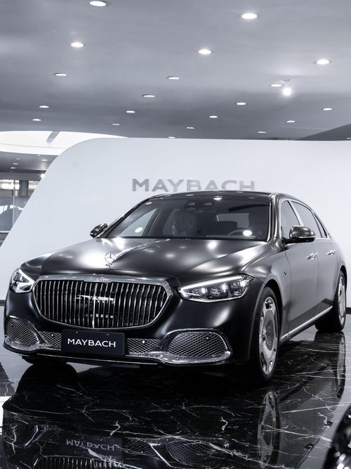 佛山332岚图汽车的售后服务让用户无忧出行，迈巴赫未来的豪华车趋势